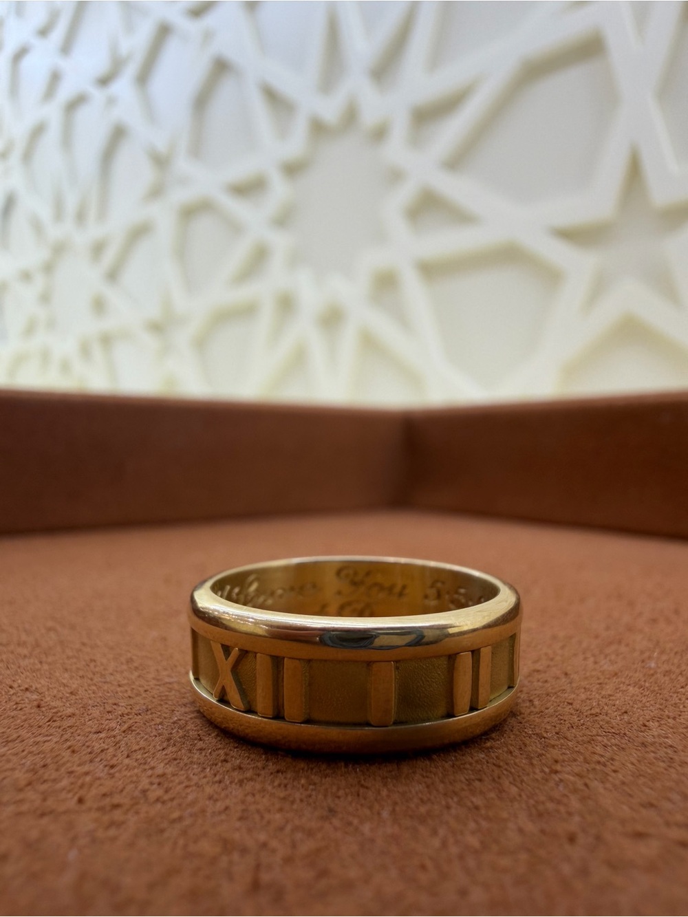 Tiffany & Co Vintage 18K Atlas 1995 Ring with Custom Engraving